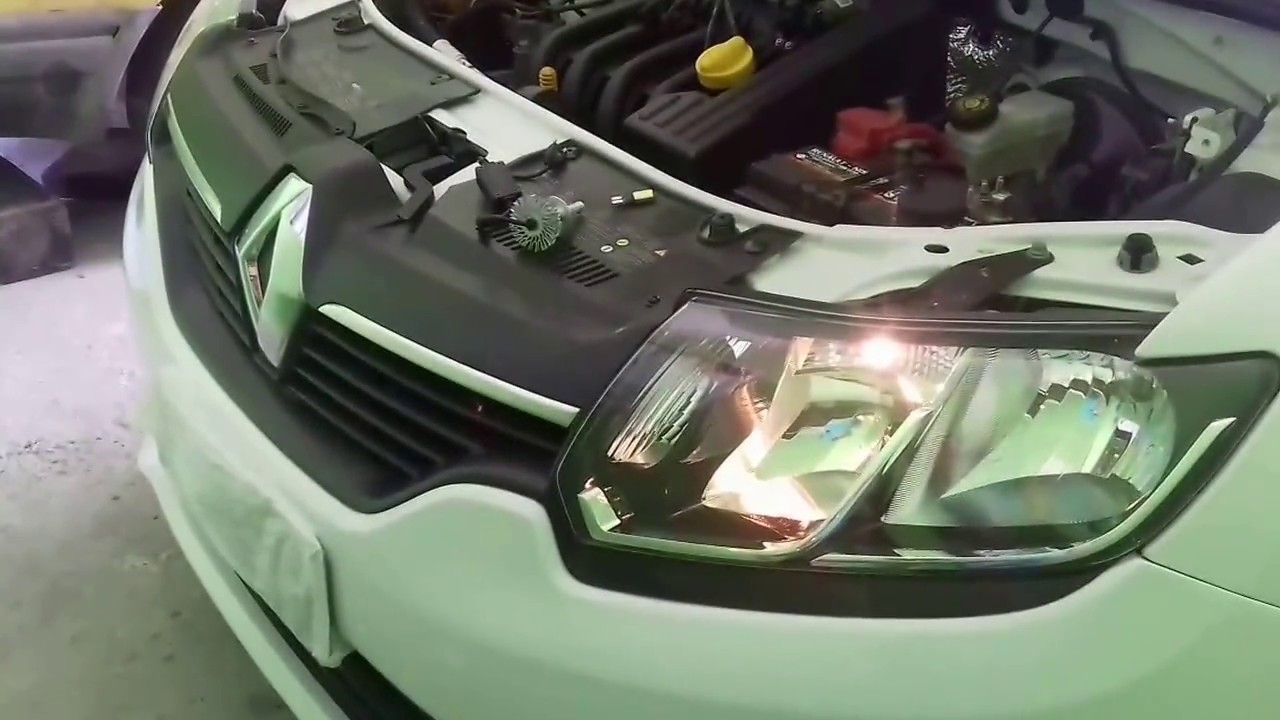 Como instalar  lâmpadas de led no farol  logan 2015