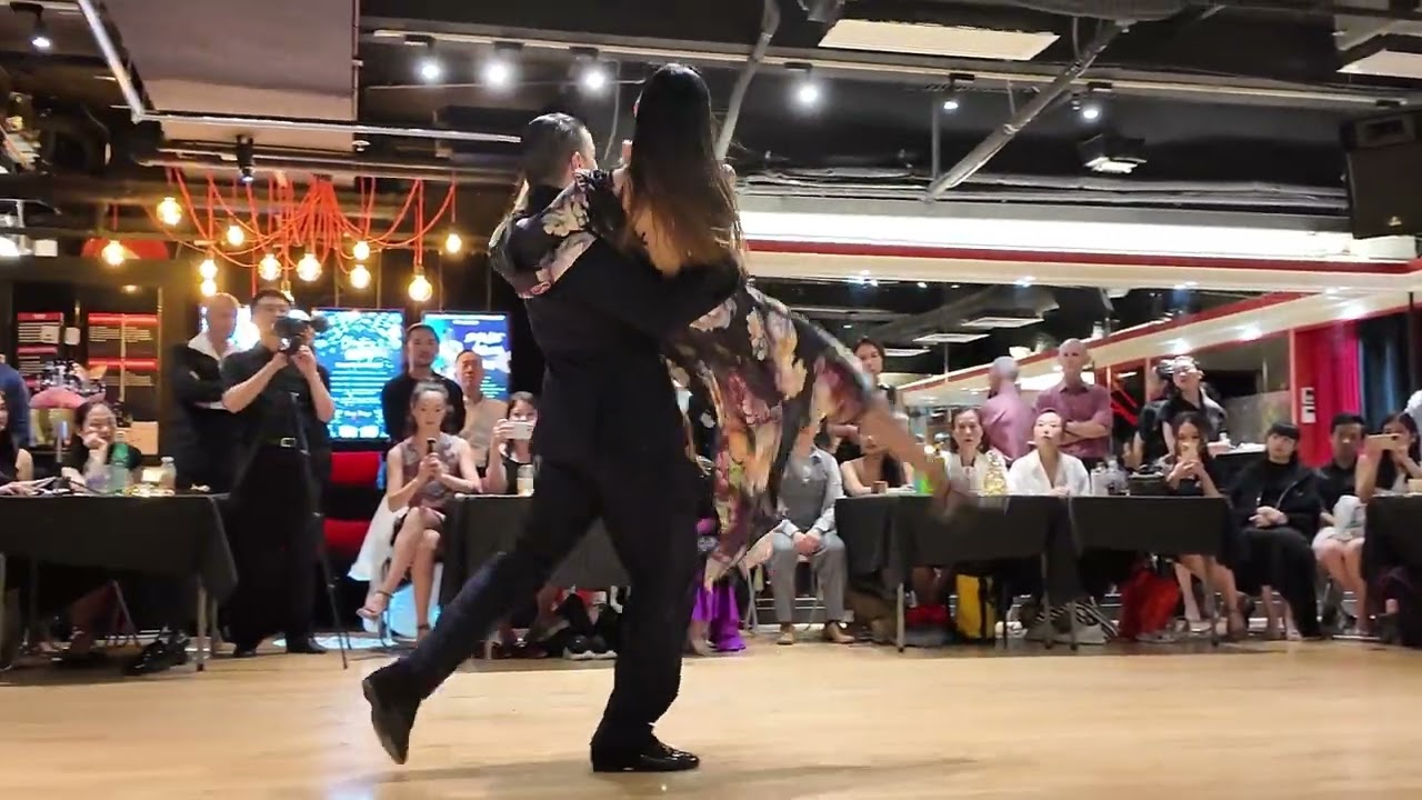 Camila Alegre y Ezequiel Jesús Lopez 1/4 - Nochero Soy (Osvaldo Pugliese) Tango - Hong Kong 2025