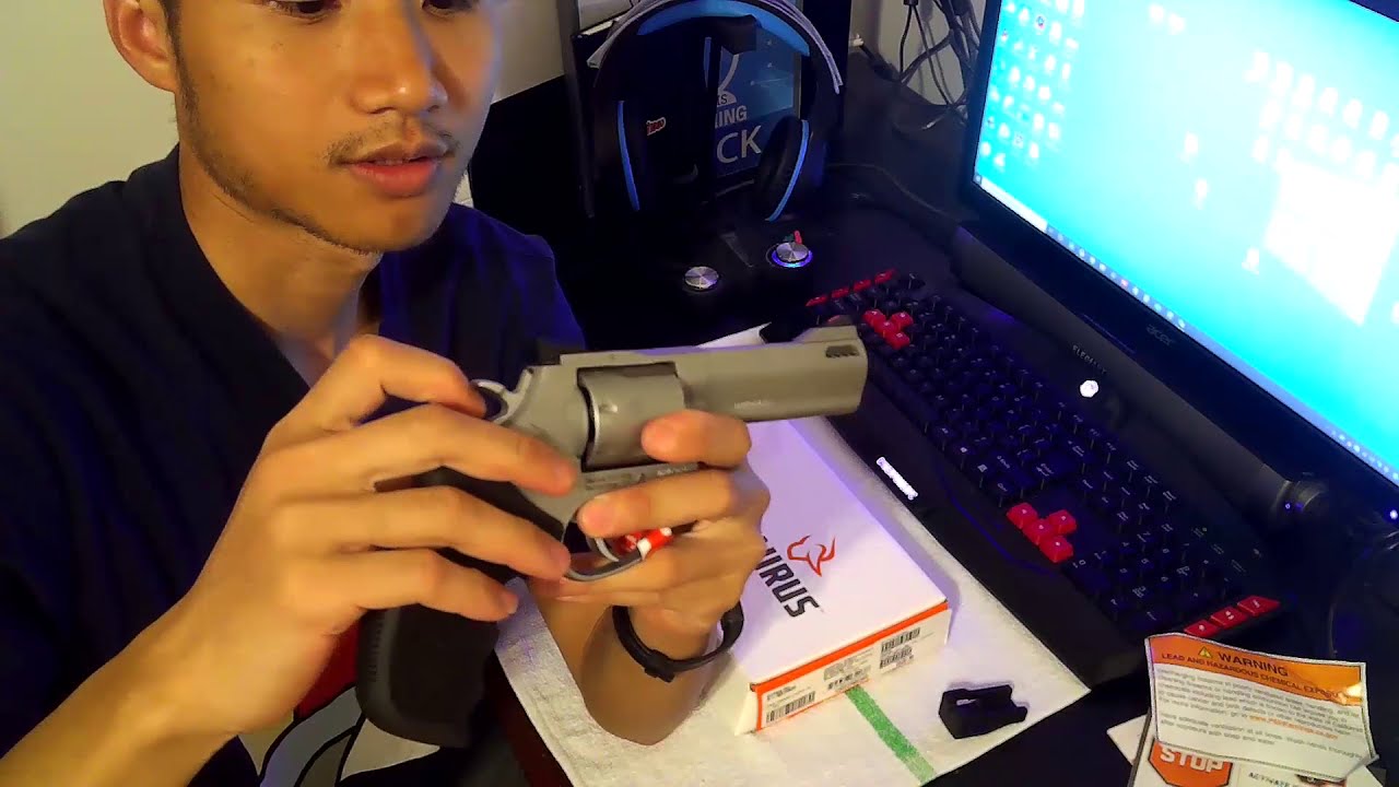 Taurus 627 tracker 左轮手枪开箱及粗讲解