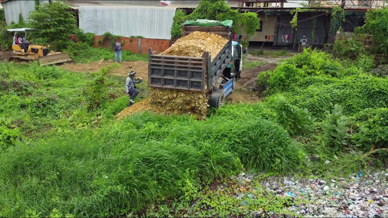 Start NEW Project!DumpTruck 5Ton Filling Land Clearing Grass, Bulldozer D2OP KOMAT’Su, mix VDO