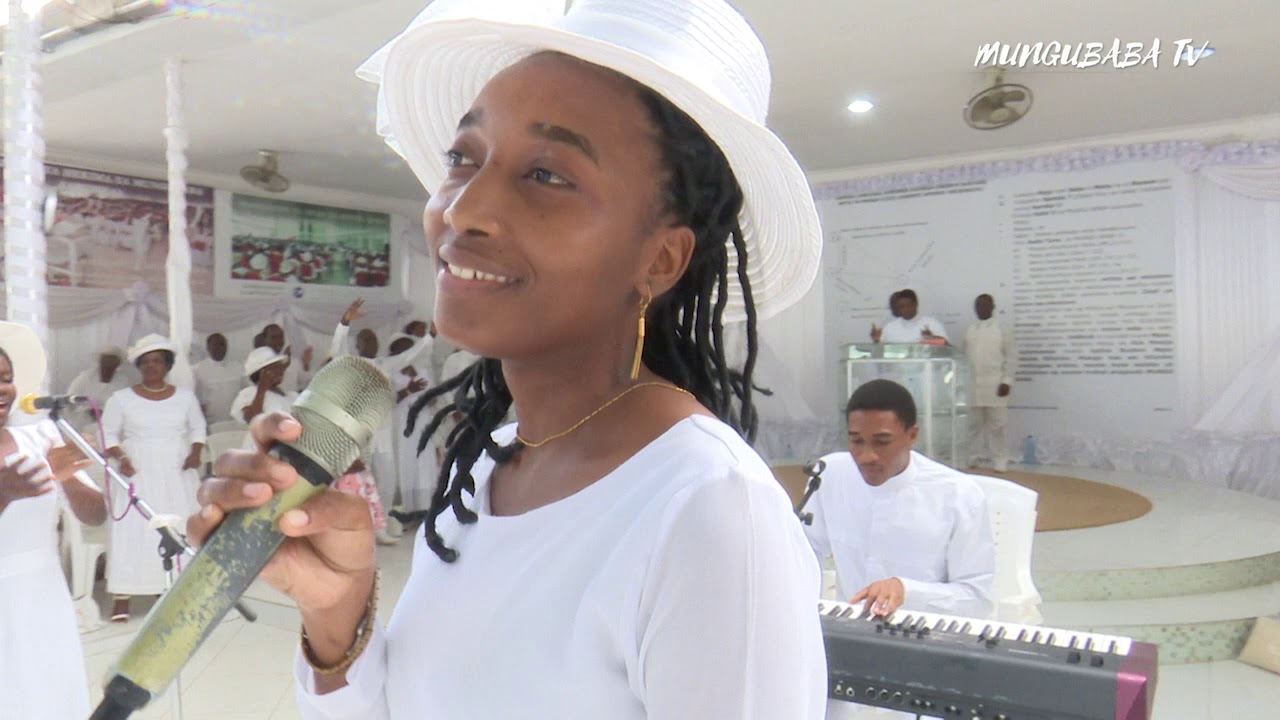 5 ZIVU 1   TAMASHA LA MUZIKI WA UZAO WA MUNGU BABA