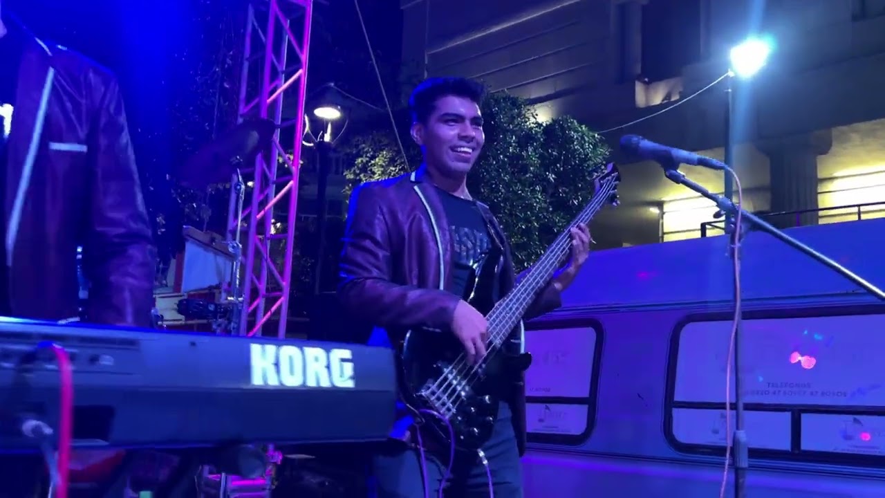 El burro loco, Los tlacololeros, Flor de piña, La iguana, La revolcada · Súper Máquina Musical