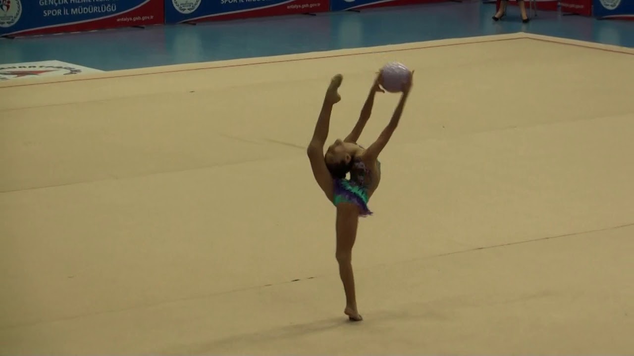 Ceylin Eda Demir - 2019 Kasım Antalya Ritmik Cimnastik Top Serisi