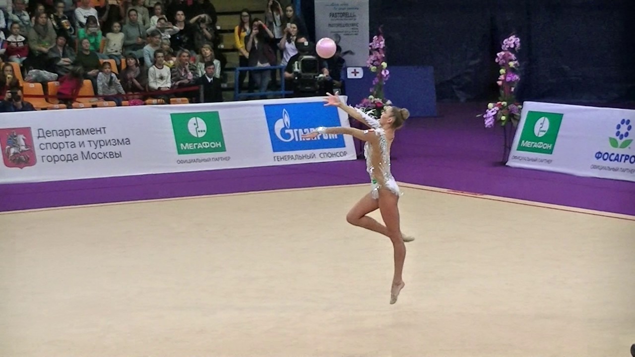 Aleksandra Soldatova (RUS)  ball  Q  Grand Prix Moscow 2017