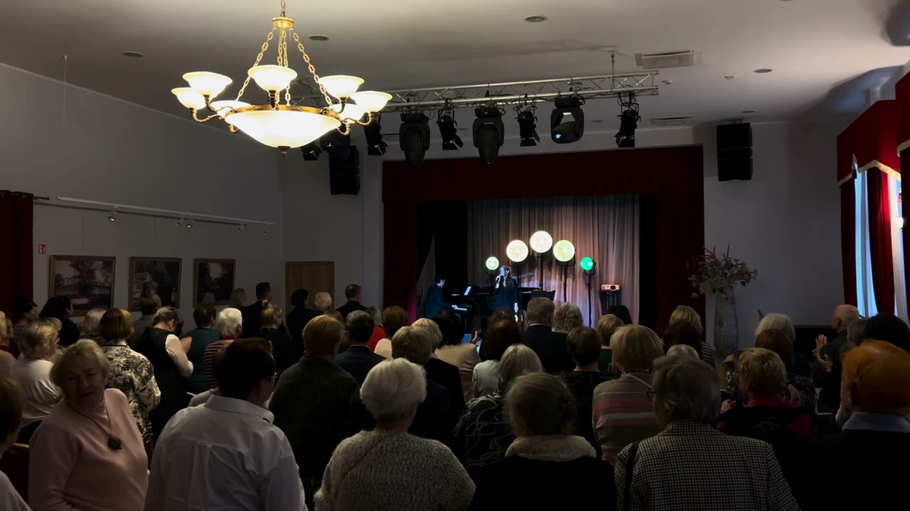 Agnė Baliūnaitė ir Rokas Zdanavičius - Mūsų dienos kaip šventė (aut. Vytautas Kernagis)