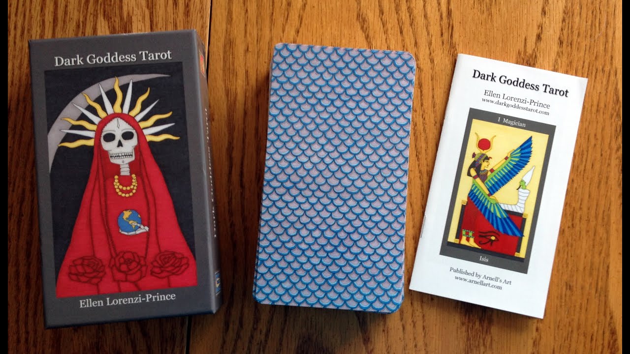 Dark Goddess Tarot Review