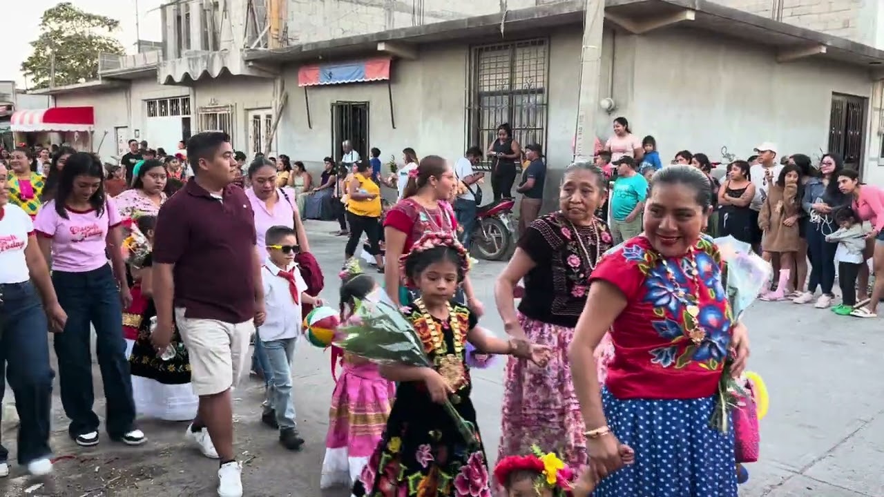 Convite de flores en la Heroica Villa de San Blas Atempa Oaxaca, festividades de la víspera San Blas