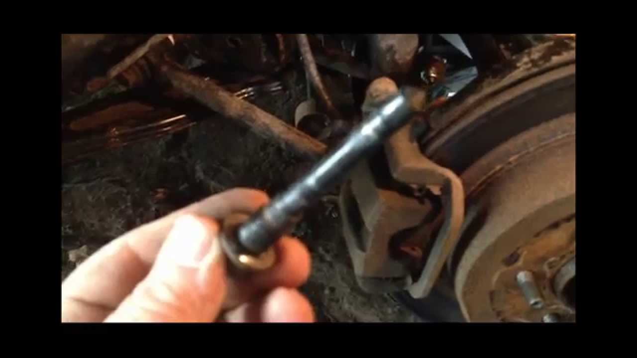 Nissan Murano Rear Brake PadsTutorial