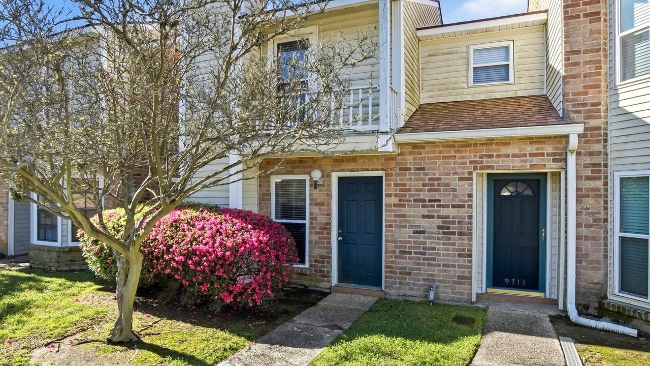 9715 Siegen Ln, Baton Rouge, LA