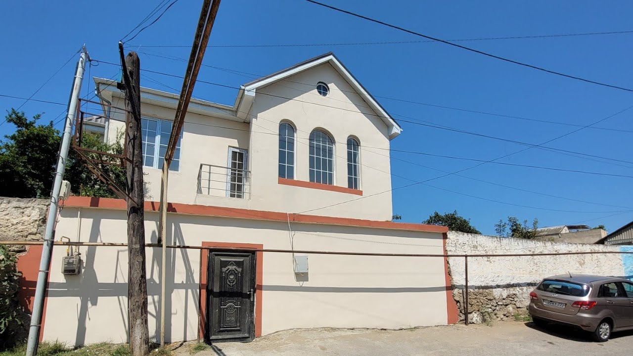 👉Kənd ƏHMƏDLİDƏ 2 mərtəbəli 4otaqlı təp təzə bir həyət evi. 0704476999