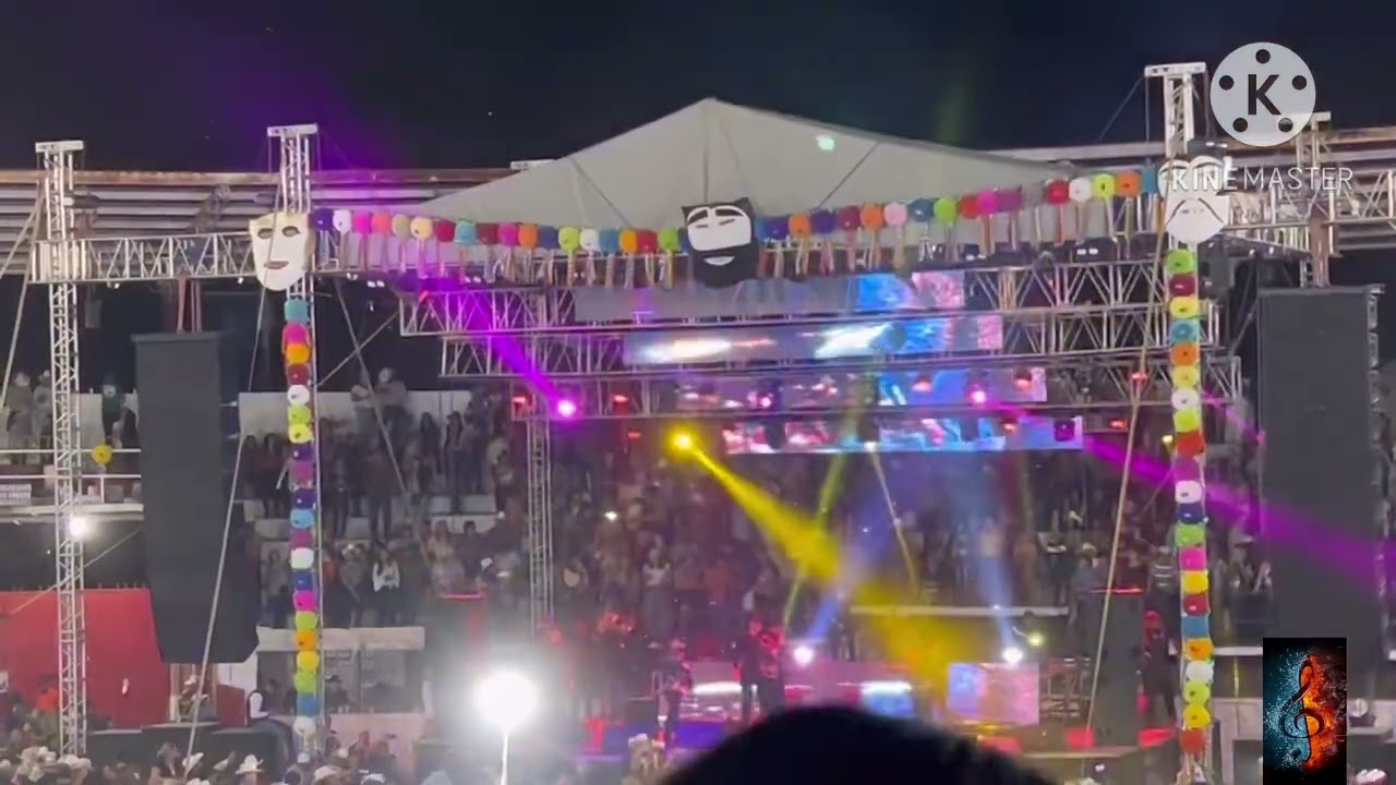 La burra orejona y bésame morenita con los alameños de la Sierra en vivo