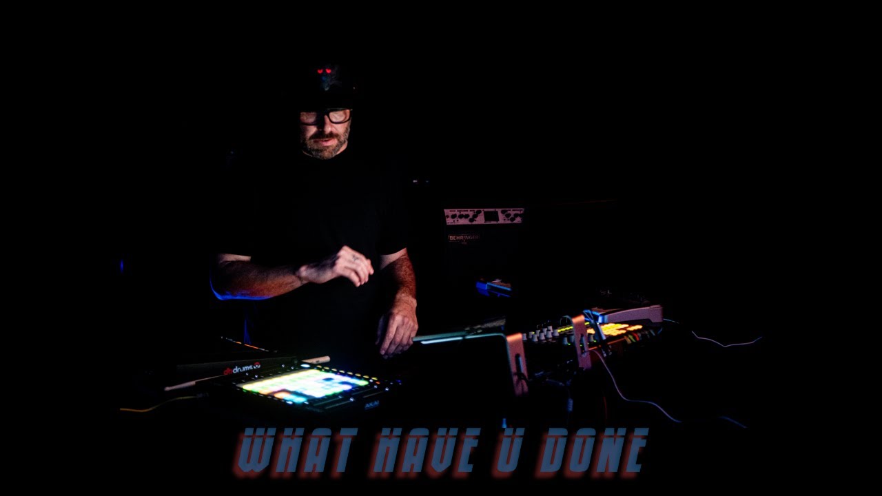 One Ticket To The Moon - what have U done (Live Session / Darksynth, Darkwave, Cyberpunk, Synthwave)