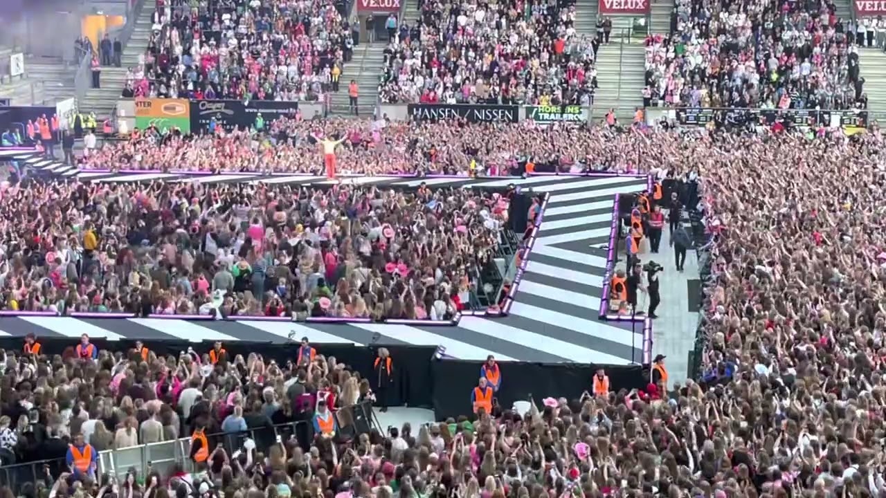 Harry Styles - Satellite | Horsens Arena, Horsens | 14/04/2023