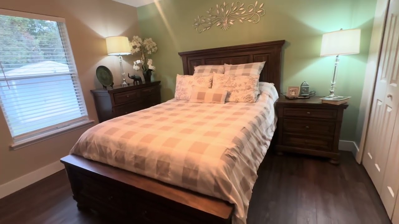 1021 WHIRLAWAY Circle N, Jacksonville, FL 32218