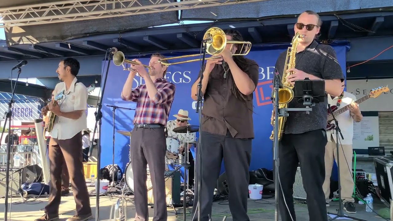 Ya No Estás - The Delirians