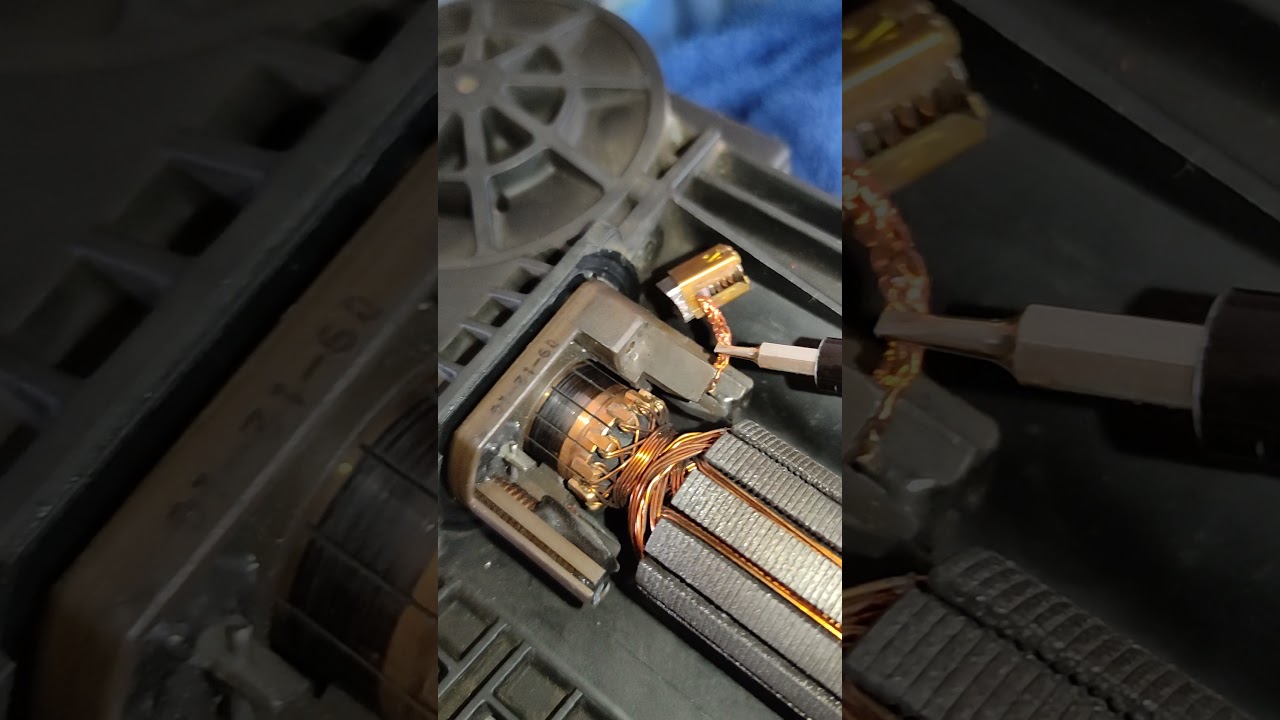 Cambiar Carbones a módulo Easytronic, marca F en tablero, Corsa, Meriva. aparece una F.