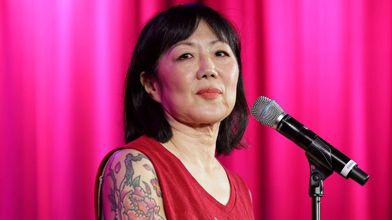 Маргарет Чо вспоминает, как препарат для похудения привел к неприятному инциденту на сцене, испор...