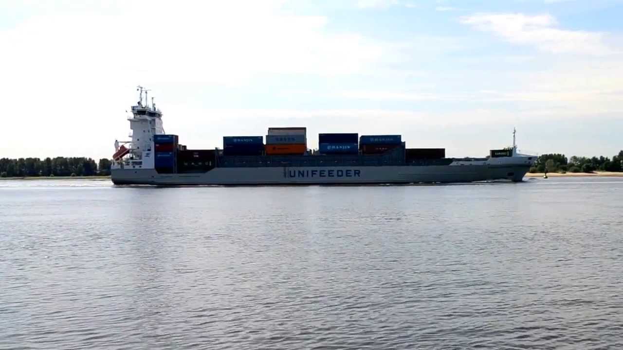 Schiffsbegrüßungsanlage begrüßt deutsches Schiff