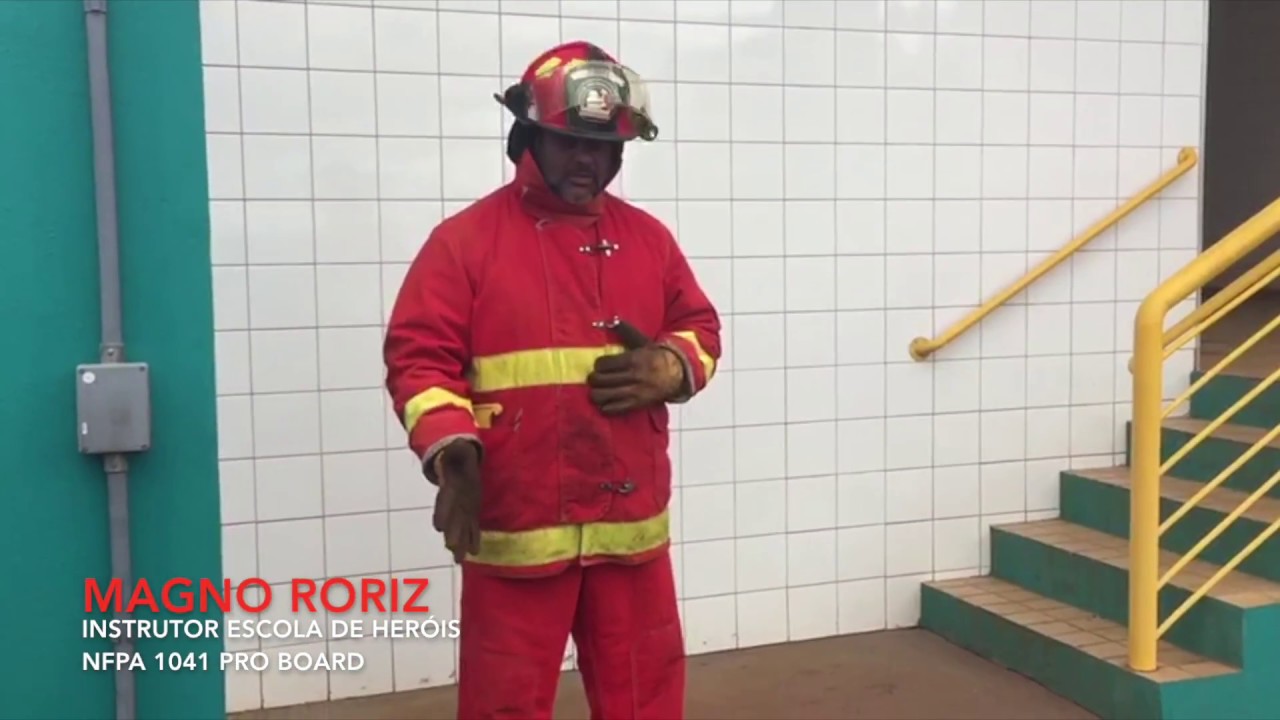 Técnica de acondicionamento de mangueira em Cleveland Load - Escoladeherois.com