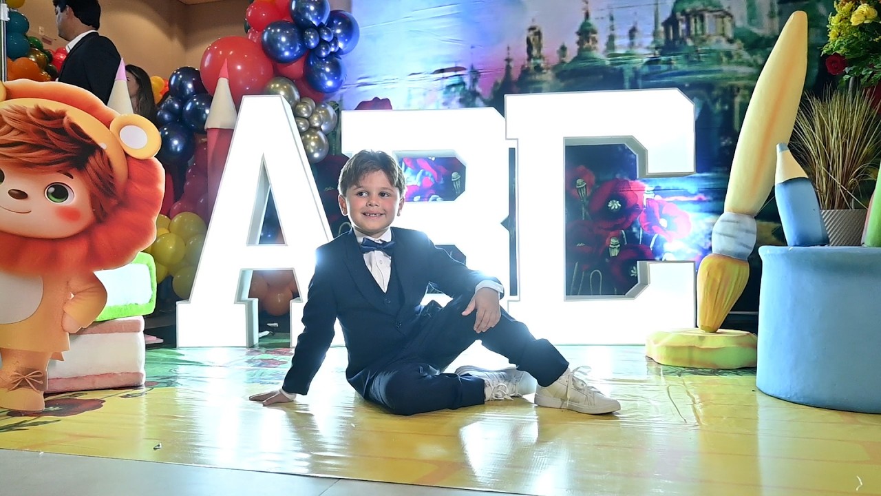 TEASER    THEO FONTES HORIZONTAL    MOTIVA 20 12 25   BALLOONS Copy 01