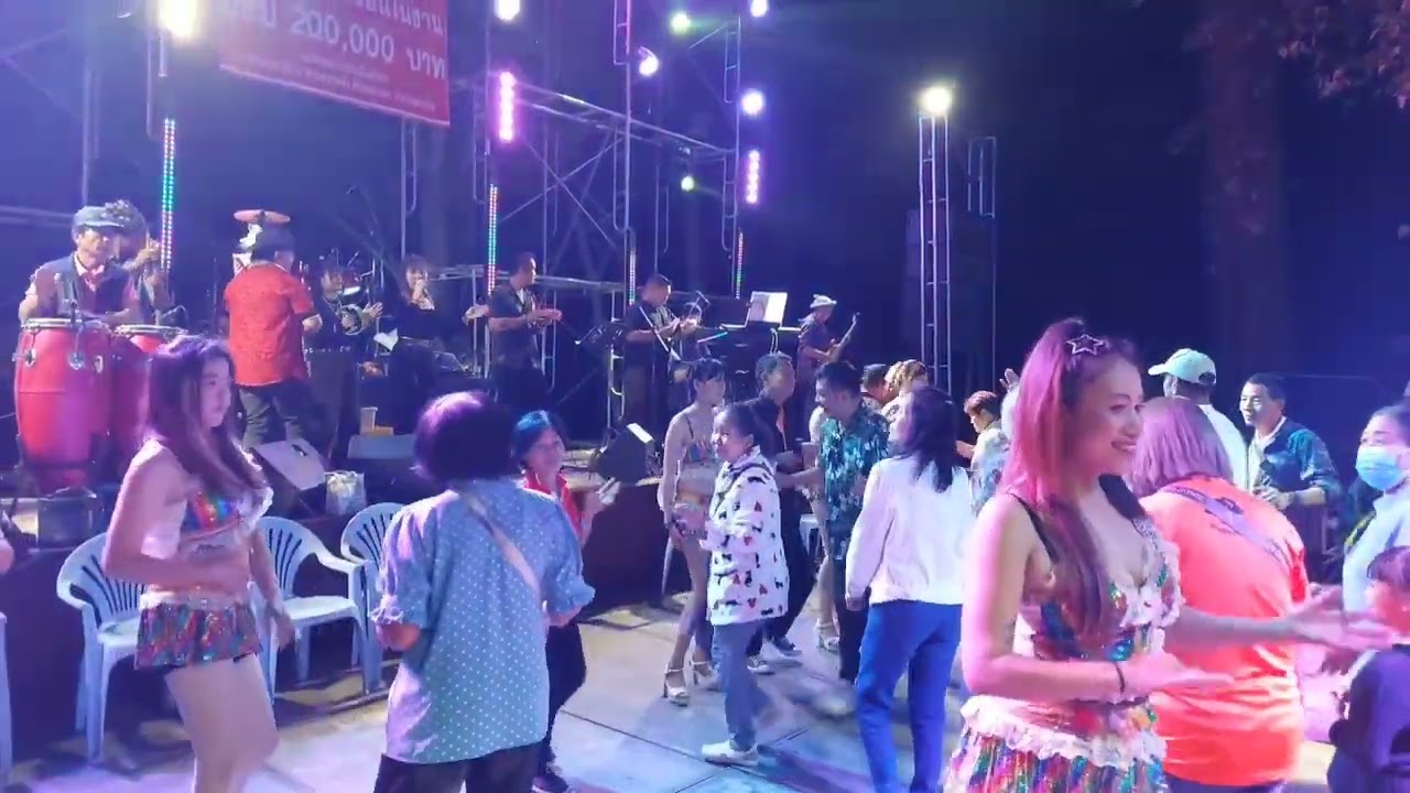 สมน้ำหน้าตัวเอง รำวงมนต์เมืองเถินคอมโบ้@บ้านฮ่อมแม่ทะลำปาง