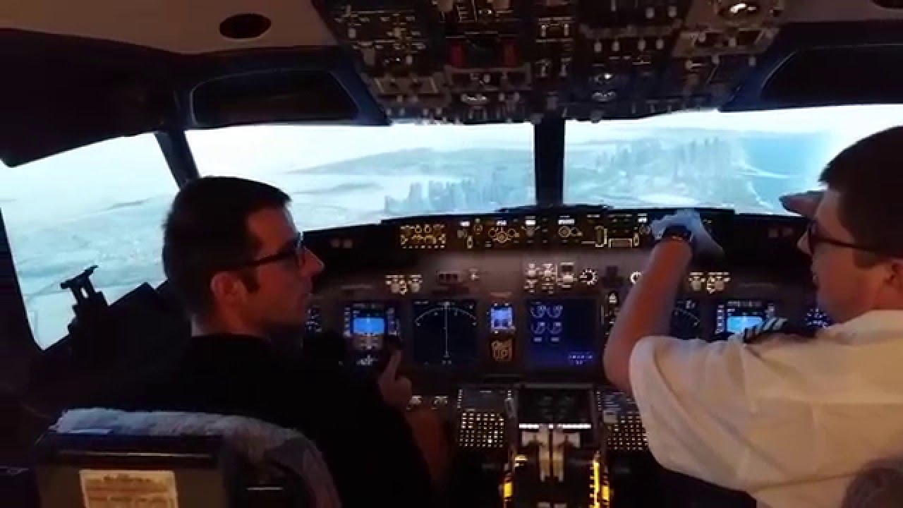 Pierwszy lot - Gear Up Poznań Symulator 737NG