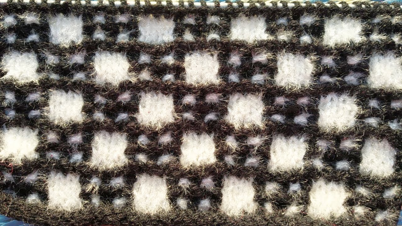 Excellent Knitting Pattern with Check of Two Colours (In Hindi)