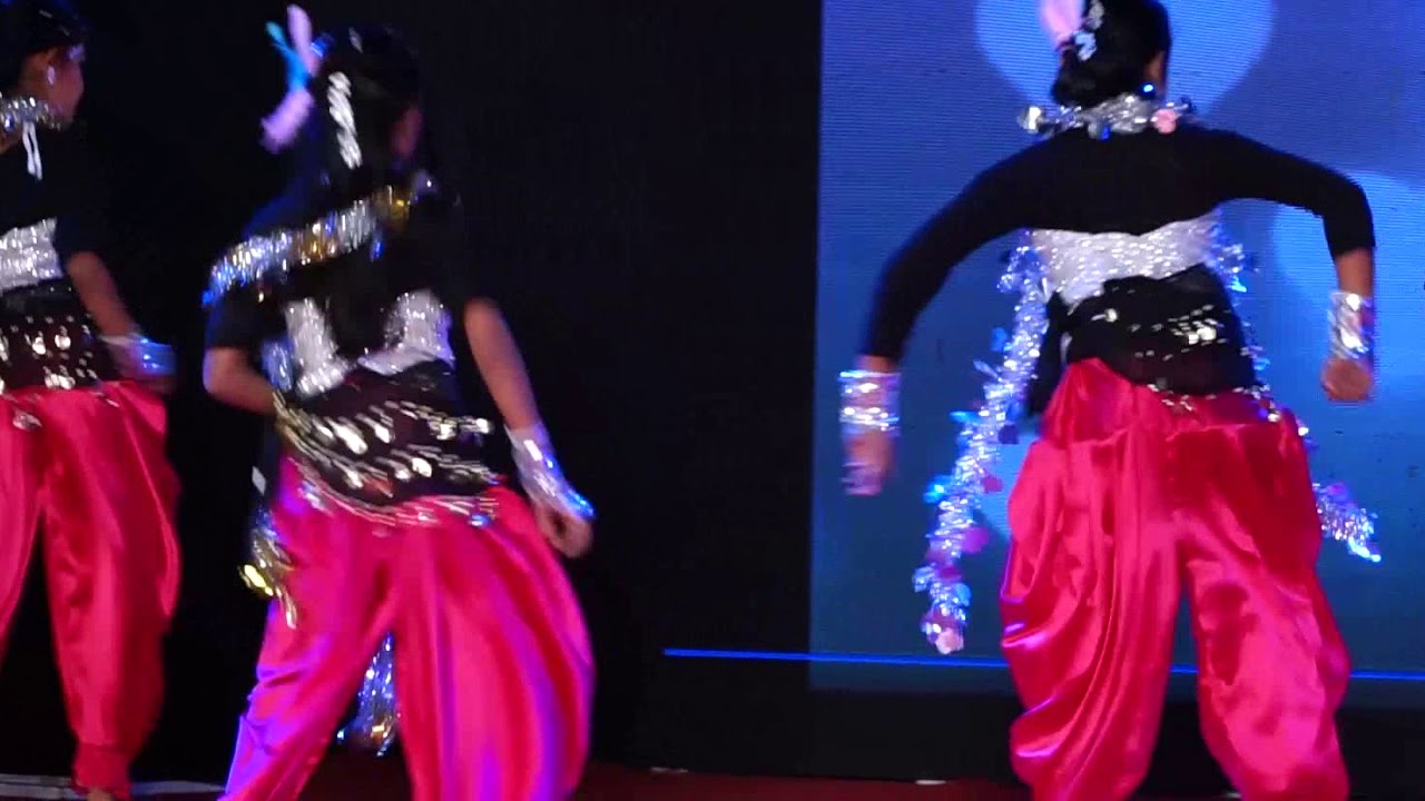 Fiza fathima hill blooms school dans