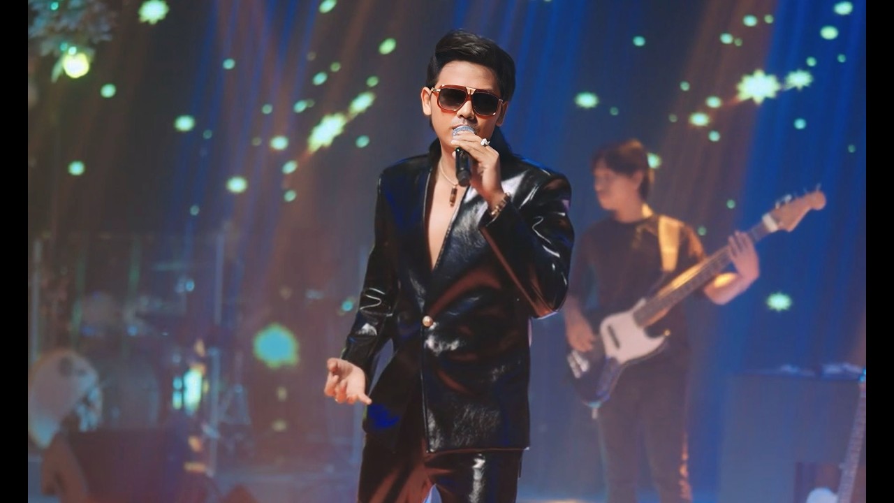 ទឹកភ្នែក​ព្រាន​នារី​ |ដួង​ វីរៈ​សិទ្ធ​⭐️​ live at LA FASHION