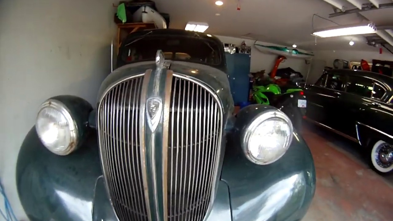 1938 Plymouth Deluxe P6 Sedan