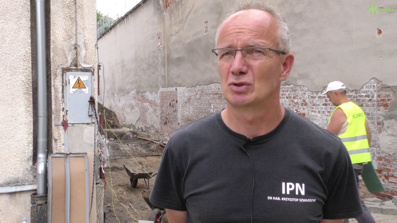 Prof. Szwagrzyk o ścianie straceń i pracach w więzieniu przy ul. Rakowieckiej