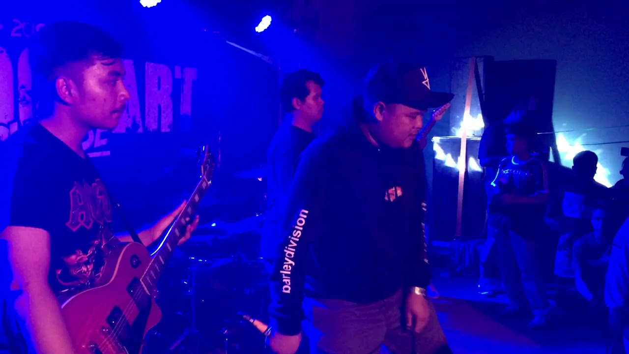 HUNGRY SHARK - REPRISAL (Live)