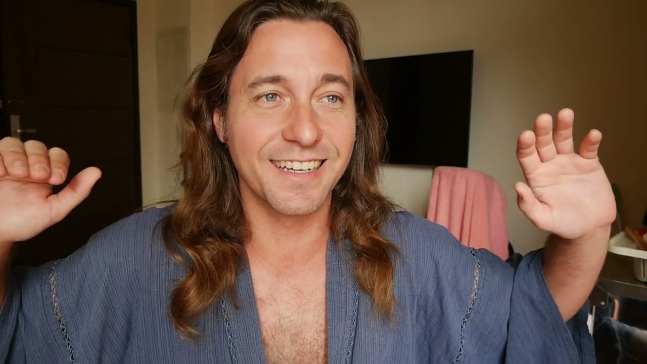 Teaching English in Taiwan at a Public Middle School