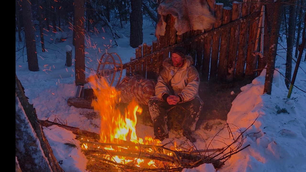 Solo Winter Bushcraft Survival Shelter - Kochanski Teachings & Roycraft Packframe
