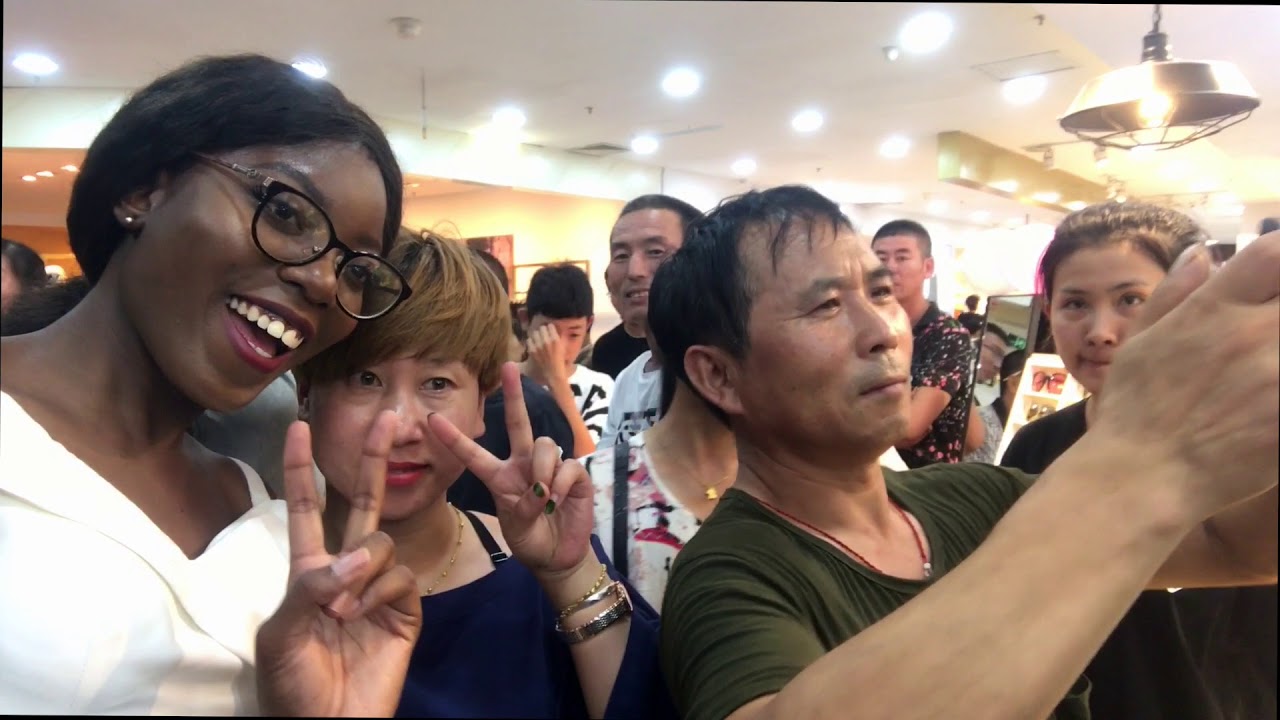 CHINESE REACT TO BEAUTIFUL BLACK GIRLS