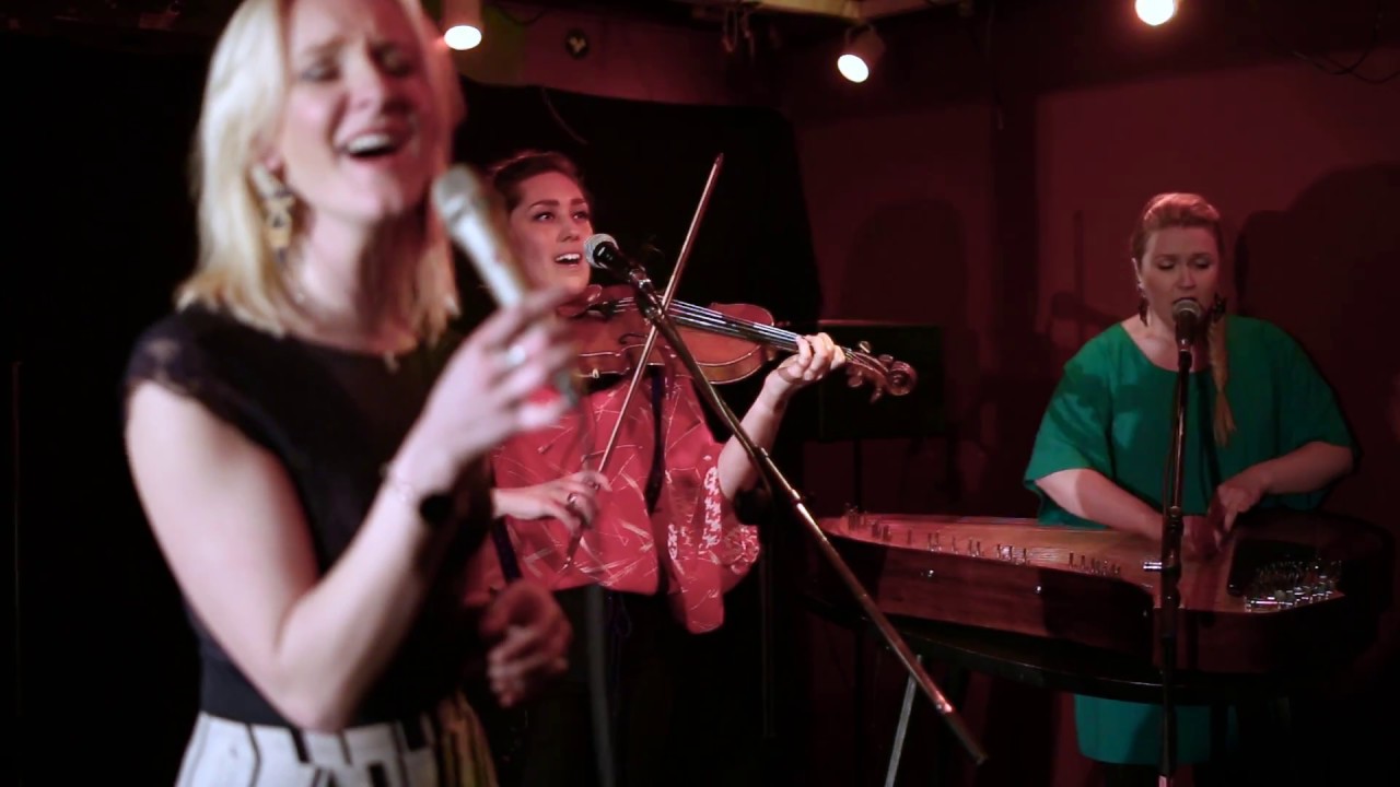 Dr&ouml;mmare, by Folk'Avant