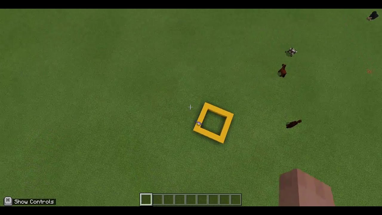 Minecraft Education Tutorial: Agent builds a square