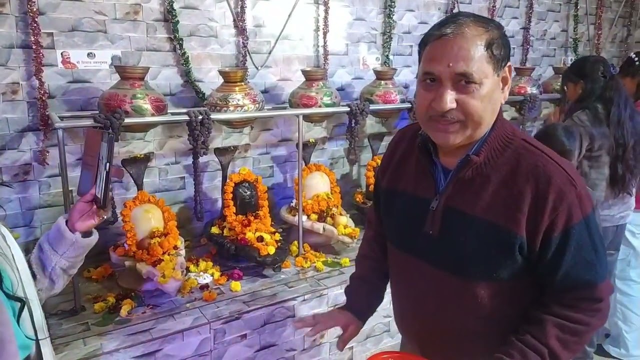 नूतन वर्ष के पहले दिन १२ ज्योतिर्लिंग,माता जी , श्री राम , कृष्णा तथा अन्य प्रभु जी के मंदिर दर्शन 