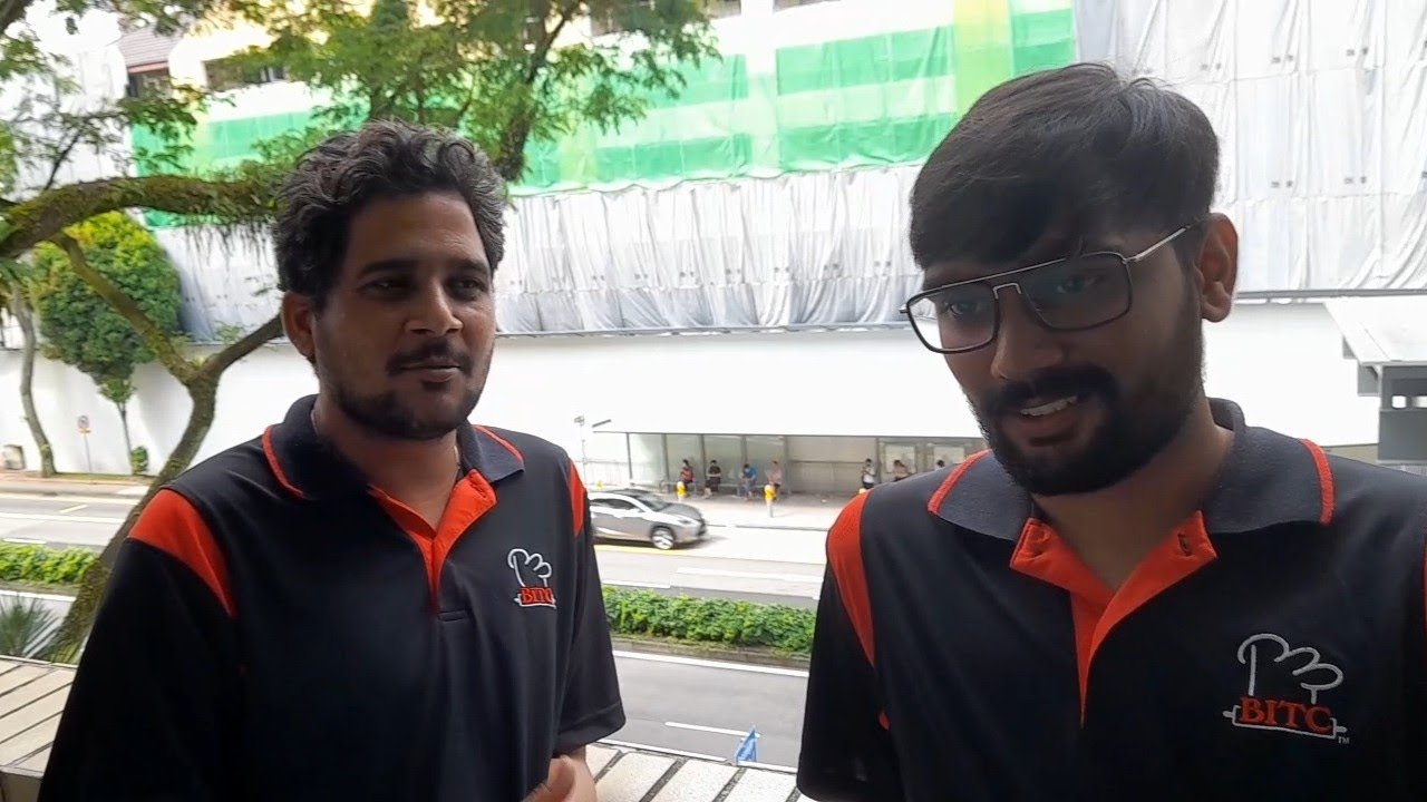 Students Opinion on working Conditions in Singapore. Please review before coming to Singapore.Beware