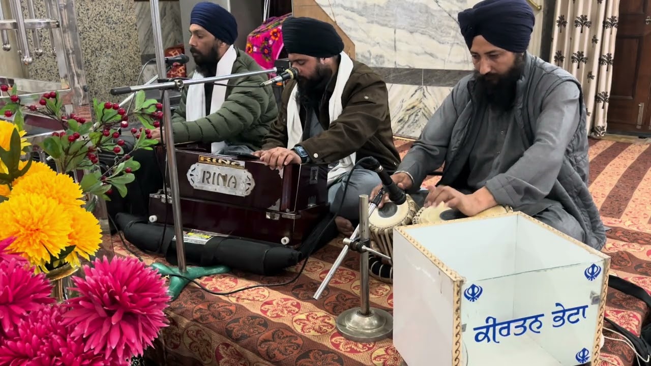 Hazoori Ragi Bhai Waryam Singh G Baba Raja Ram Wale ( Harchowal ) 