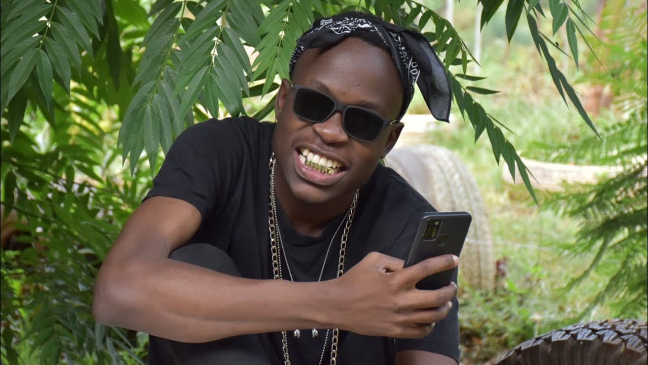 SMILE_-_KING OMOLITY(OFFICIAL 4K VIDEO)