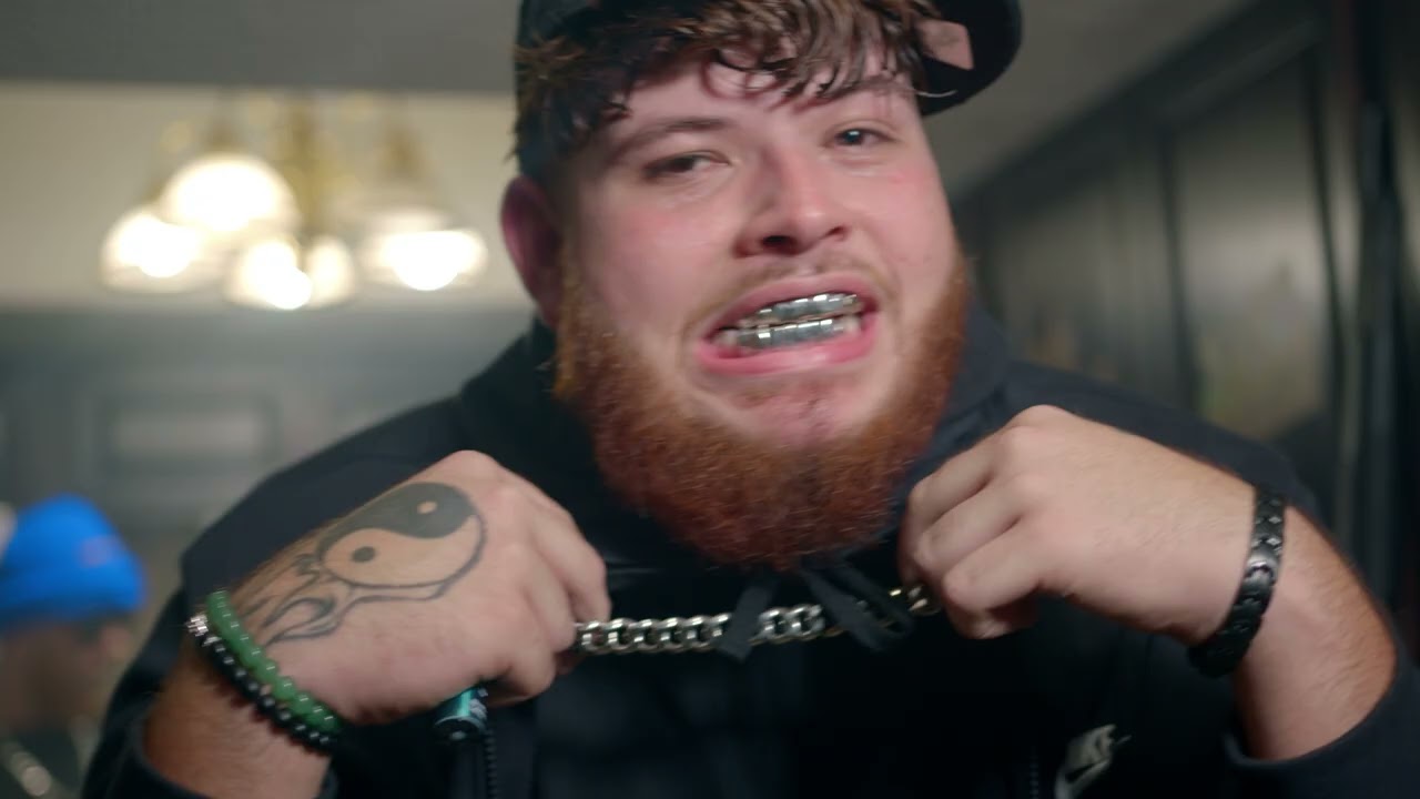 863 Bentlee - Roll It Up (Official Music Video)