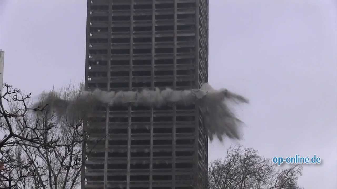 Uni-Turm-Sprengung in Frankfurt