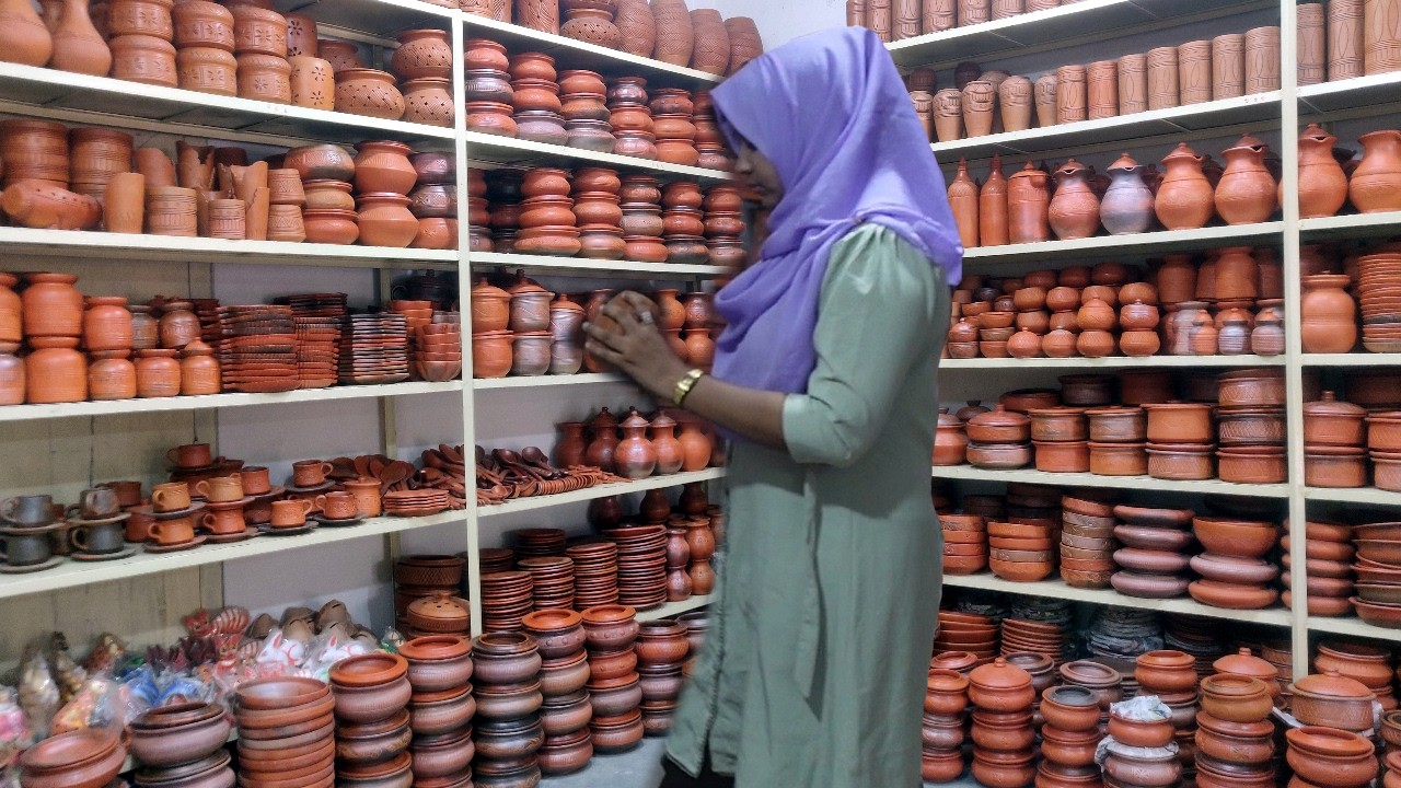 কম দামে মাটির জিনিস । Mahmud vlog