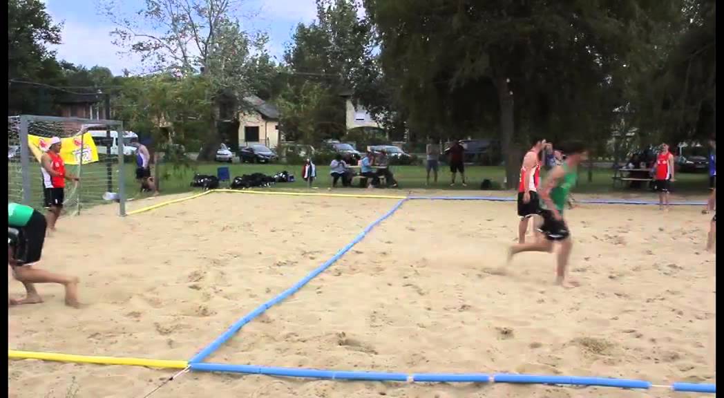 Beach Handball by Tamas Neukum