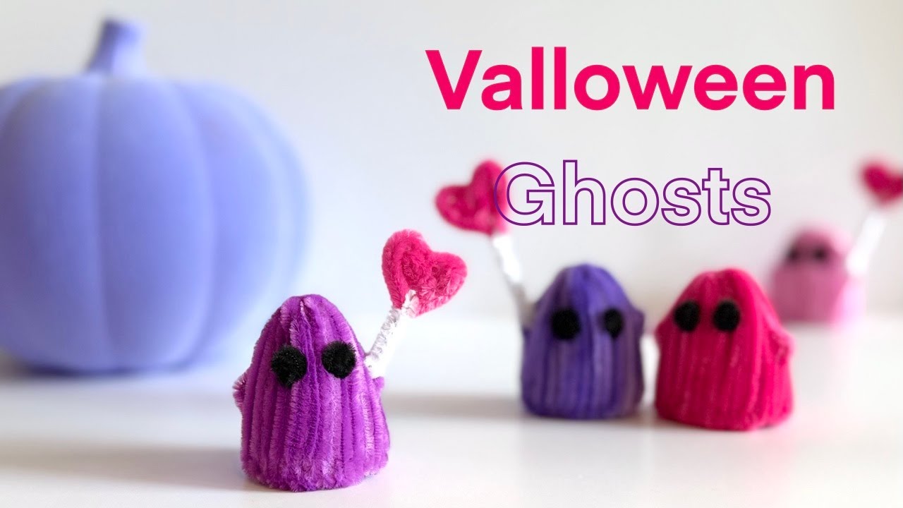 Making little Ghosts for Valloween! Fun Pipe Cleaner Craft