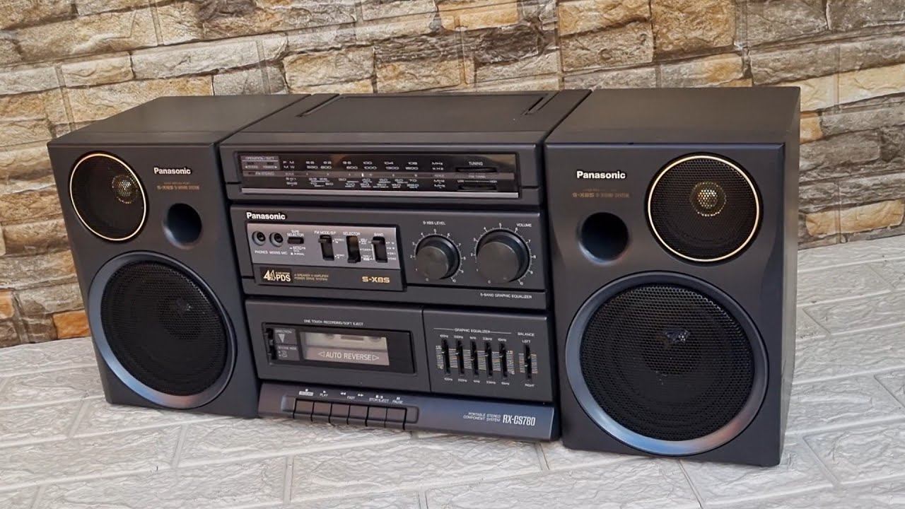 كاسيت باناسونيك (الموديل RX-CS780 )            صنع في سنغافور ( تحت إشراف شركةماتسوشيتا   باليابان