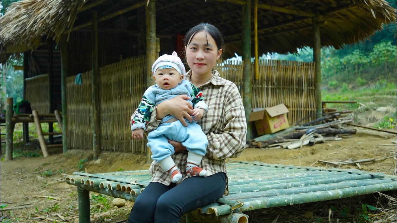Single Mother&rsquo;s Country Life, Building Bamboo Floors and Harvesting Vegetables on a Mountain Top.
