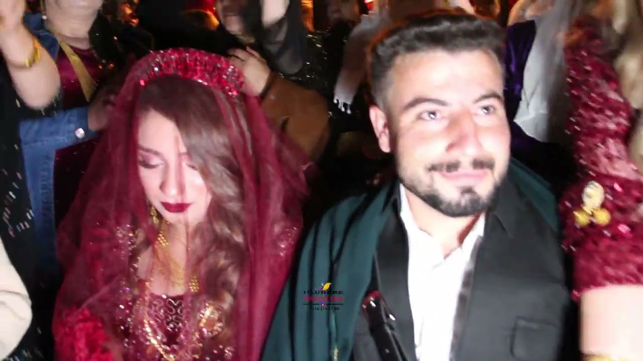 Uludere Şenoba Beldesi Ahmet Çabuk ve Sedef Paksoy Çiftinin Düğünü Klip 1