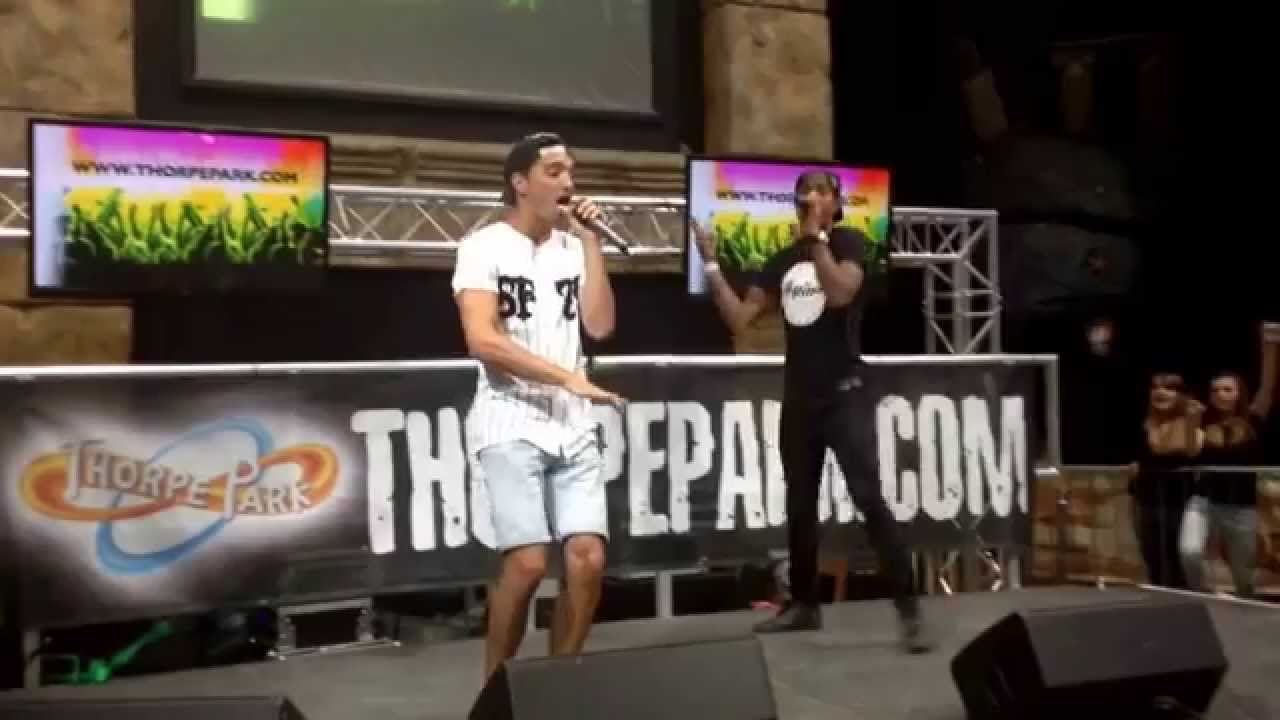 Tom Parker & Richard Rawson Fireflies Thorpe Park Resort Live 2/8/14